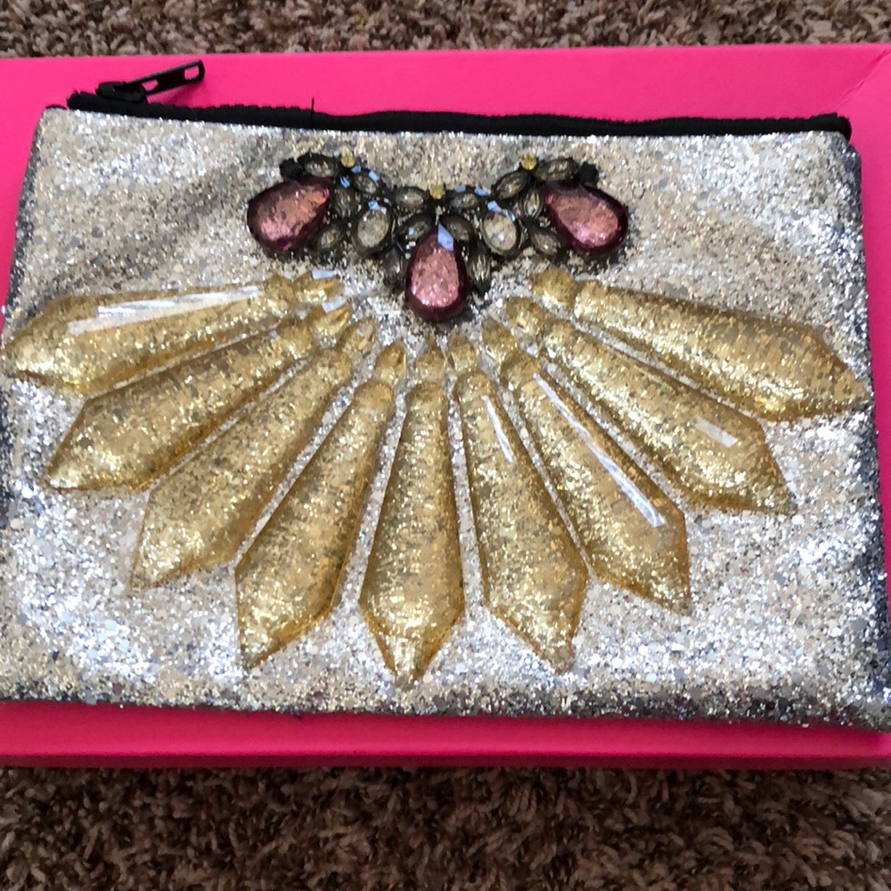 Clutch purse